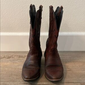 Justin Women's Cowboy Boots | Style L2559 | Size 8